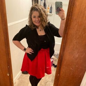 Meet your Posher, Lora